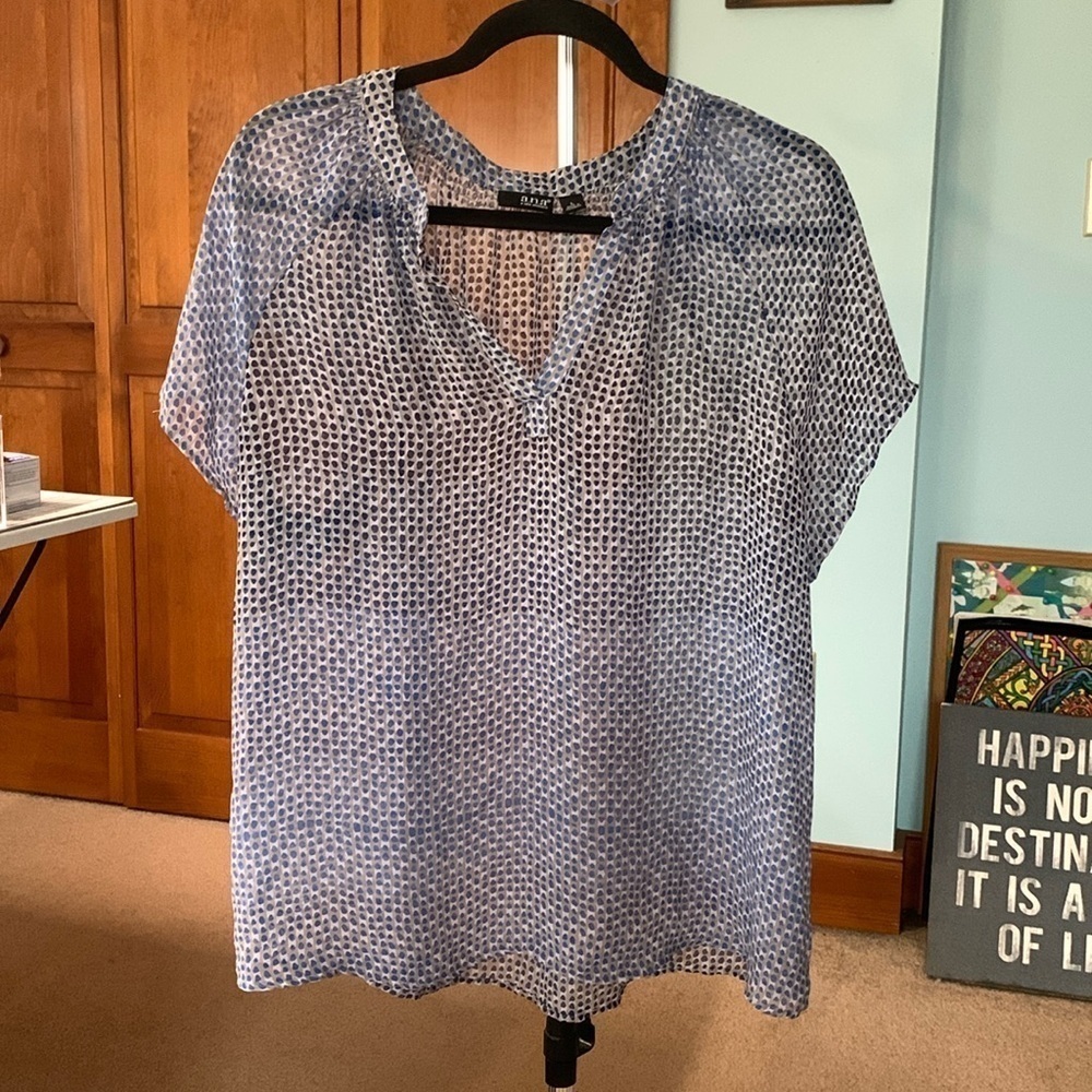 Lovely, Semi-Sheer a.n.a. Short Sleeve Blouse Size Large NWOT